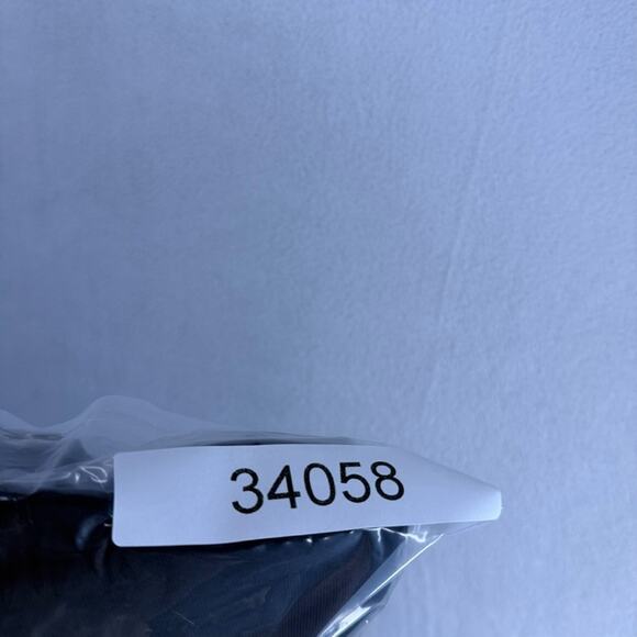 Gymshark Shorts Men's medium Black Cotton Sweat Crest Embroidered Logo Gym 7 in - Picture 9 of 9